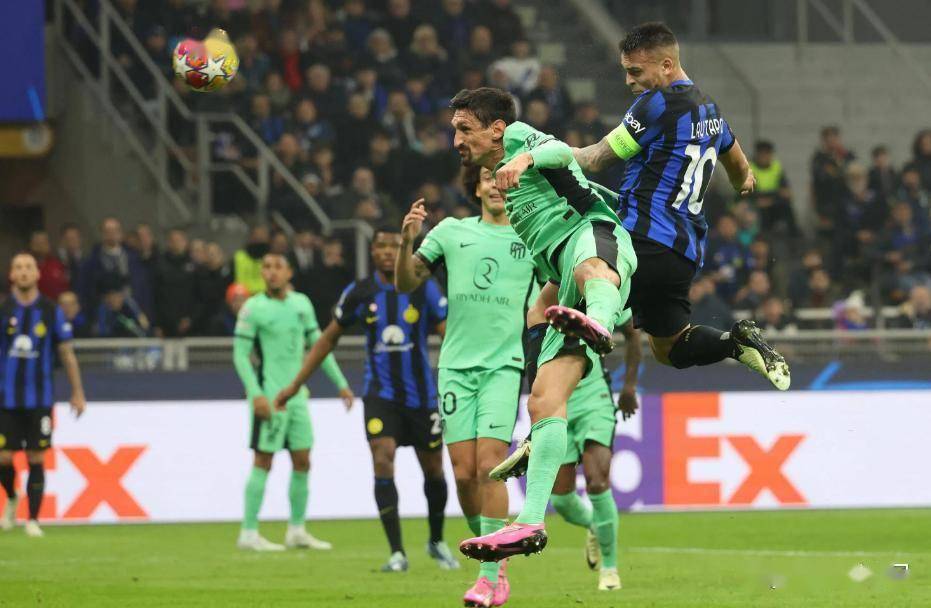 意甲:国际米兰对战亚特兰大,主队历史交锋9胜1平占优,但锋线核心劳塔罗和恰尔汗奥卢双双伤缺