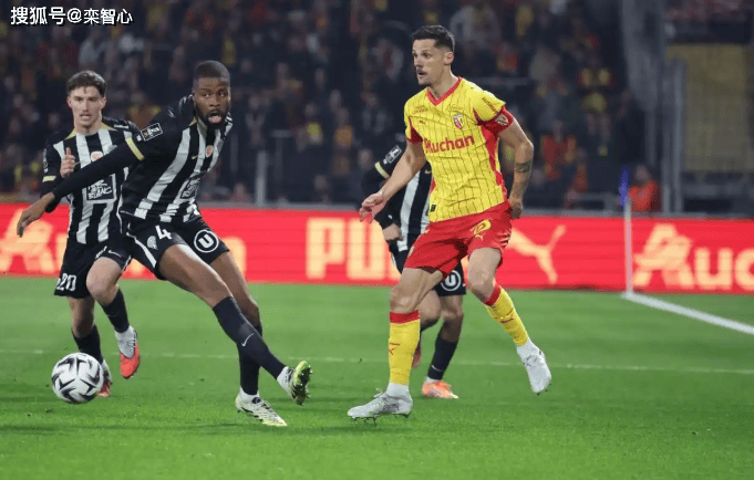 法甲积分榜:巴黎少赛1轮1分领跑!朗斯第2!梅斯14分垫底!